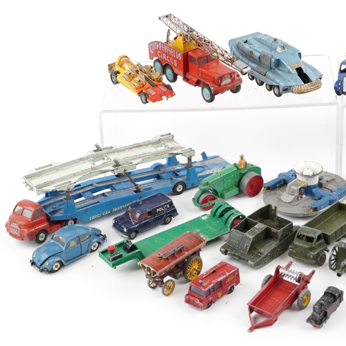 1362 - Vintage predominantly diecast vehicles, some advertising, including Dinky Toys, Corgi Major and Horn... 