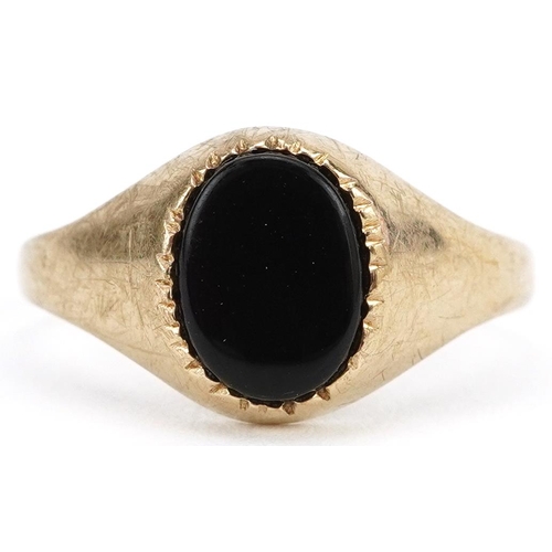 2656 - 9ct gold black onyx signet ring, size K, 1.2g