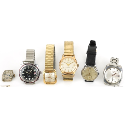 Fourteen vintage gentlemen's wristwatches and a watch movement ...