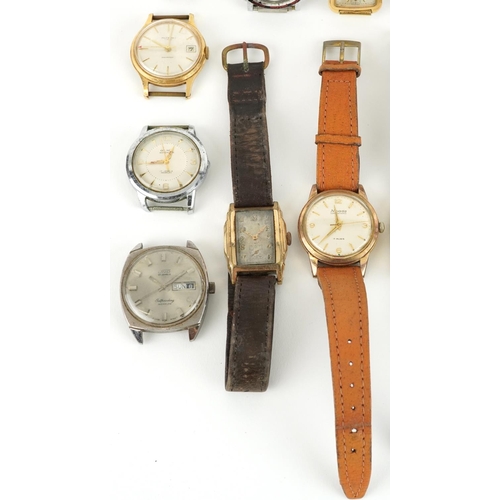 2834 - Fourteen vintage gentlemen's wristwatches and a watch movement including Hudson Seawatch, Smiths, Al... 