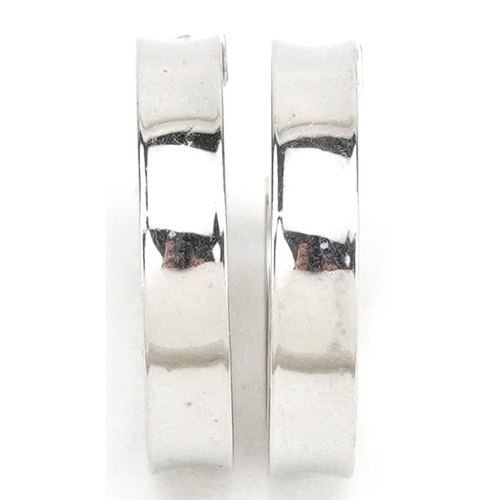 2192 - Pair of 9ct white gold hoop earrings, 2cm in diameter, 2.6g