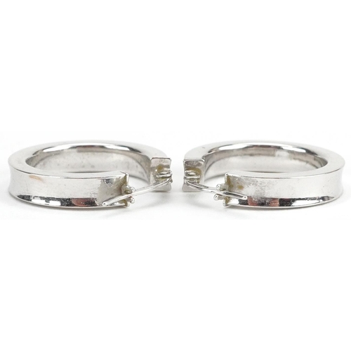 2192 - Pair of 9ct white gold hoop earrings, 2cm in diameter, 2.6g