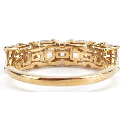 2059 - 9ct gold clear stone half eternity ring, size Q, 3.4g