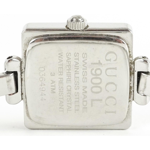 2830 - Gucci, ladies Gucci 1900L bangle wristwatch, the case 20mm wide