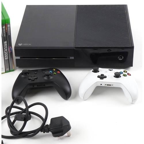 1398 - Xbox One games console with two controllers and a collection of Xbox 360 games