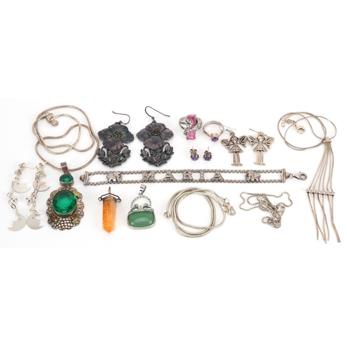 2707 - Silver and white metal jewellery including necklaces, bracelets, pendants and an amethyst ring, tota... 