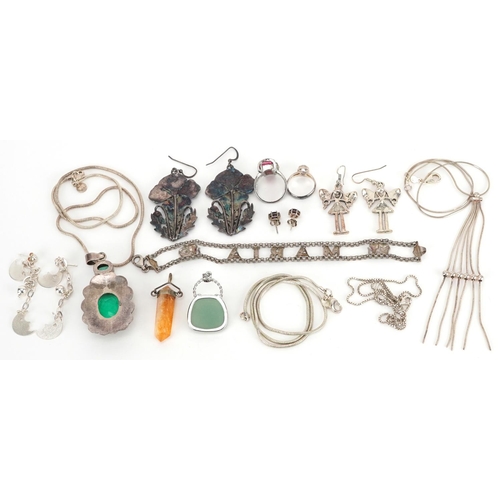 2707 - Silver and white metal jewellery including necklaces, bracelets, pendants and an amethyst ring, tota... 