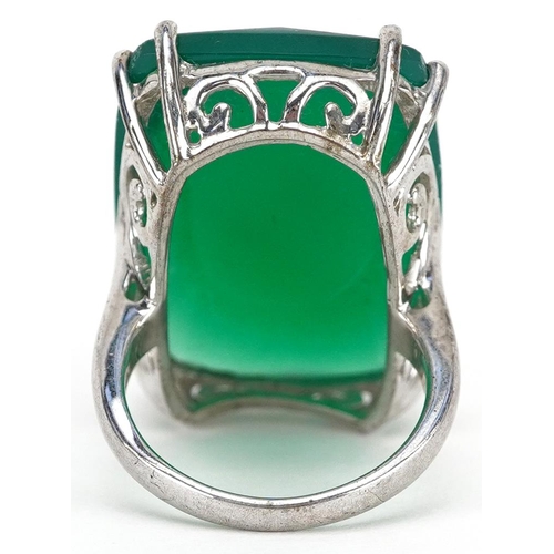 2721 - Large silver facetted emerald ring, the emerald approximately 30.0mm x 20.0mm x 6.50mm deep, size N,... 