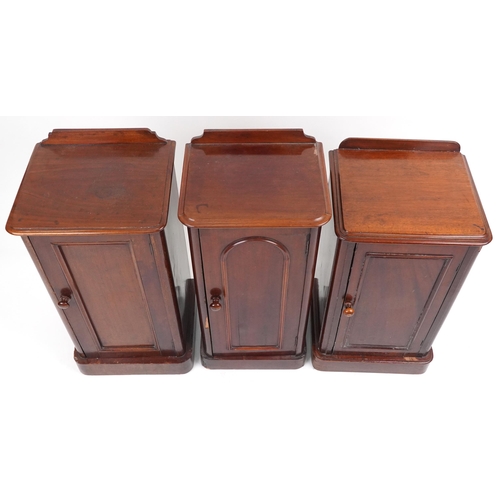 1027 - Three Victorian mahogany pot cupboards, the largest 76cm high