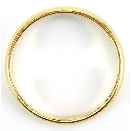 2443 - 22ct gold wedding band, size M, 3.0g