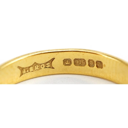 2443 - 22ct gold wedding band, size M, 3.0g