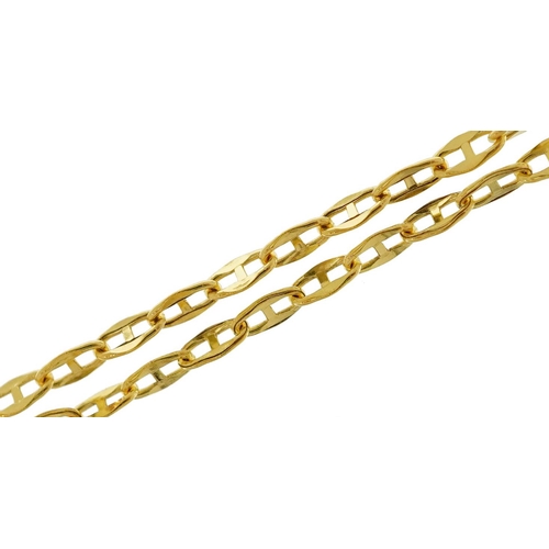 2200 - 9ct gold fine gucci link necklace, 44cm in length, 0.8g