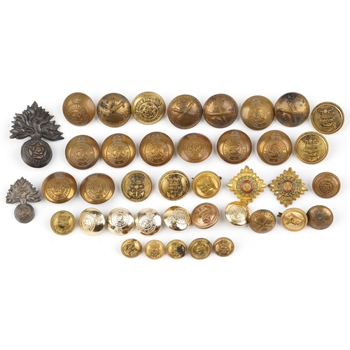 632 - Collection of Victorian and later British and naval interest buttons including Royal Army Service Co... 