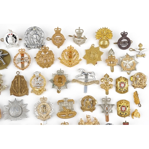 633 - Collection of military interest cap badges, some Staybrite including RAF, Gurkha Transport Regiment ... 