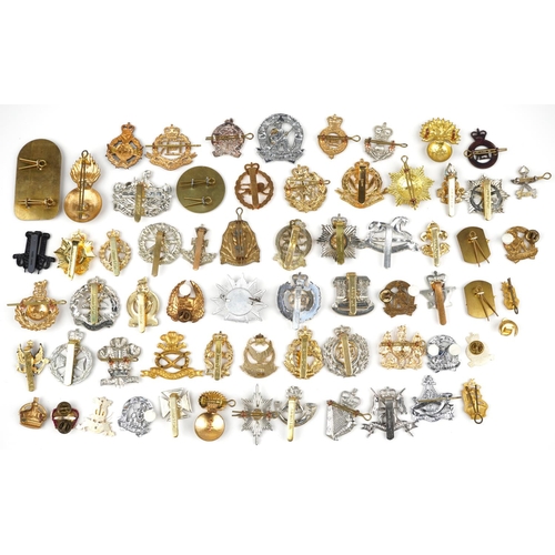 633 - Collection of military interest cap badges, some Staybrite including RAF, Gurkha Transport Regiment ... 