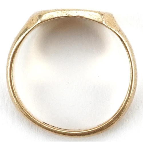 2694 - 9ct gold engraved signet ring, size F, 2.6g