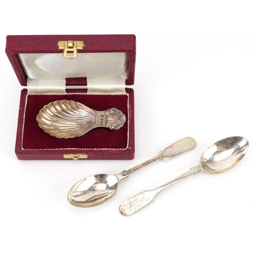 326 - Three silver spoons including a silver shell shaped caddy spoon by Francis Howard with fitted case, ... 