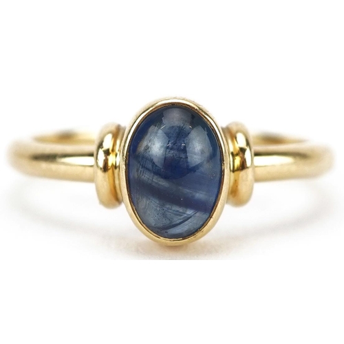 2104 - Jon & Valerie Hill, 18ct gold cabochon sapphire ring with box, the sapphire approximately 7.50mm x 5... 