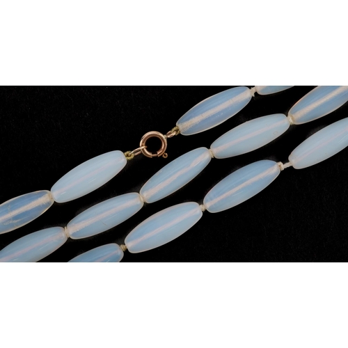 2472 - Vintage opalescent glass bead necklace and bracelet with 9ct gold clasps, 56cm x 22cm in length, 60.... 