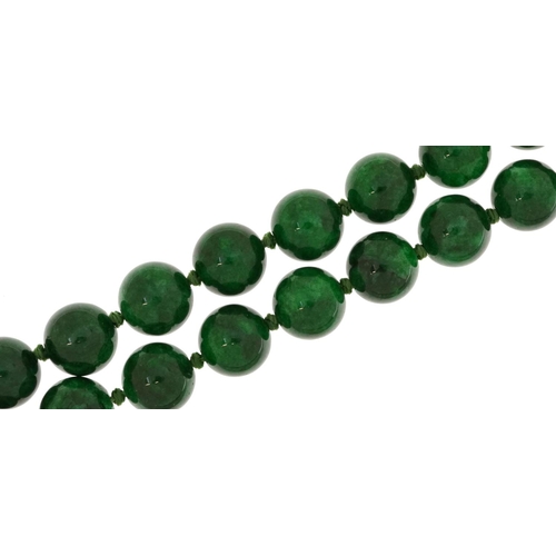 2617 - Polished malachite bead necklace, 80cm in length, 105.8g