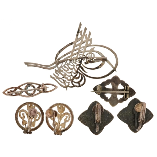 2636 - Silver and white metal jewellery including Celtic design earrings and brooch and a pair of Art Nouve... 