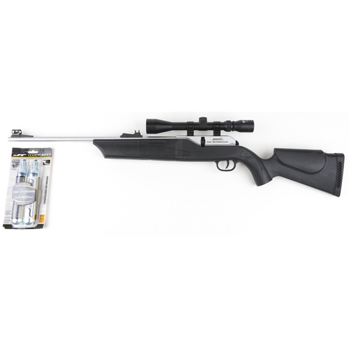 685 - Umarex ZG30 .22 Cal CO2 air rifle with Nikko Stirling Mountmaster scope and C02 cannisters, 104cm in... 