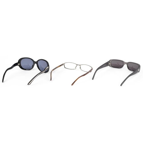 1291 - Three pairs of ladies sunglasses with cases comprising two Gucci and Prada