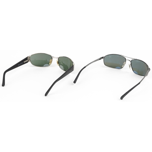 1290 - Two pairs of Ray-Ban sunglasses with cases