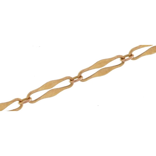 2691 - 9ct gold flattened bar link bracelet, 18cm in length, 0.9g