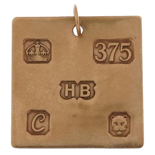 2087 - 9ct gold square ingot pendant, London 1977, 2.5cm x 2.5cm, 5.5g