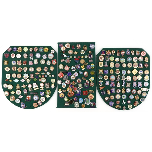 1692 - Large collection of vintage and later bowling interest and other pin badges, predominantly enamel ar... 