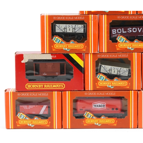 1561 - Hornby OO gauge model railway wagons and a Corgi Vanguards Classic diecast Ford Anglia with box