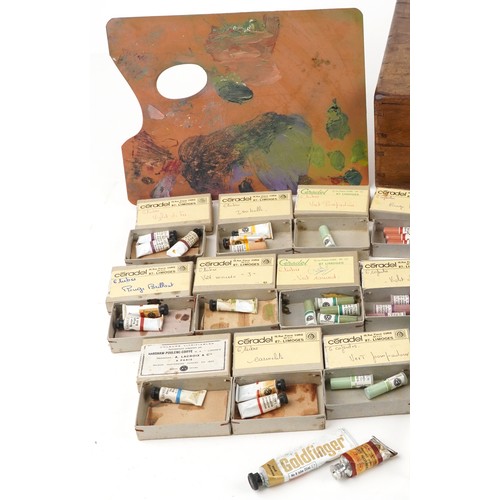 1513 - Collection of vintage French artist's paint housed in a Cement Marketing Company mahogany box with a... 