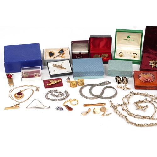 2783 - Vintage and later costume jewellery, some silver, including necklaces, tie clips, cufflinks, brooche... 