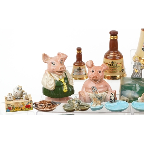 1176 - Large collection of vintage Wade Collectables including Whimsies, NatWest piggy banks and Bell's dec... 