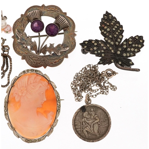 2583 - Antique and later silver and white metal jewellery including two Scottish silver thistle brooches, o... 