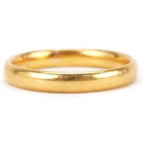 2028 - 22ct gold wedding band, Birmingham 1939, size S, 4.5g