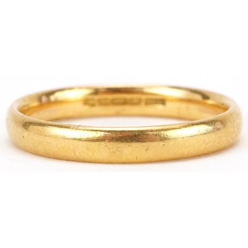 2028 - 22ct gold wedding band, Birmingham 1939, size S, 4.5g