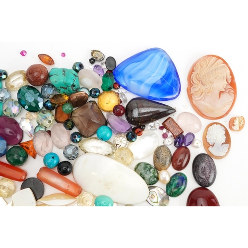 2659 - Collection of loose gemstones and cameos including amethyst, citrine, lapis lazuli, carnelian, malac... 