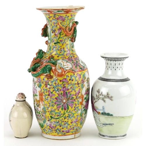 1462 - Two Chinese porcelain vases including a Canton example and a double enamelled scent bottle hand pain... 