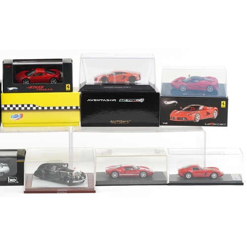 1569 - Nine 1:43 scale diecast model vehicles with cases/boxes, including Autoart Signature, Minichamps, BB... 