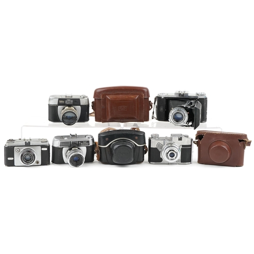 1261 - Vintage cameras including Zeiss Ikon, Halina and Ilford