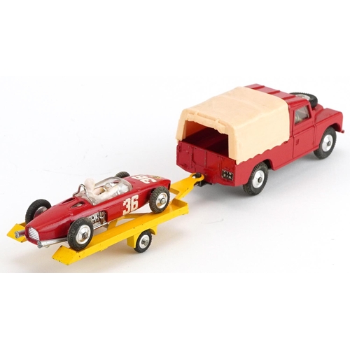 1554 - Vintage Corgi Toys diecast Land-Rover with Ferrari racing car on trailer gift set with box, no 17