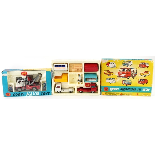 1547 - Vintage Corgi diecast vehicles comprising Corgi Constructor set GS/24 and Holmes Wrecker recovery ve... 