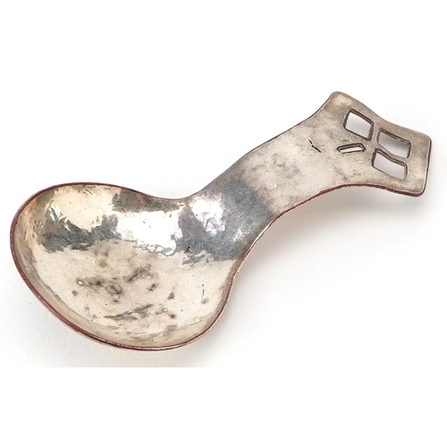 1425 - Arts & Crafts silver plated planished caddy spoon, 8cm in length