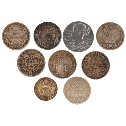 1640 - George III and later British coinage and tokens including 1805 Irish ten pence bank token and shilli... 