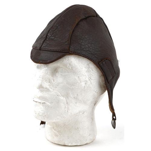 653 - British military World War II flying hat