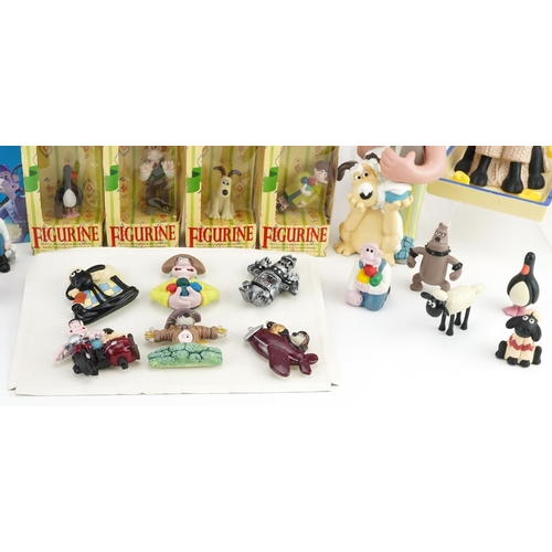 1616 - Wallace & Gromit collectables including The Cauliflower Collection set and The Carrot Collection set... 