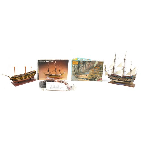 1481 - Two Heller model boats with boxes comprising HMS Victory and Le Soleil Royal