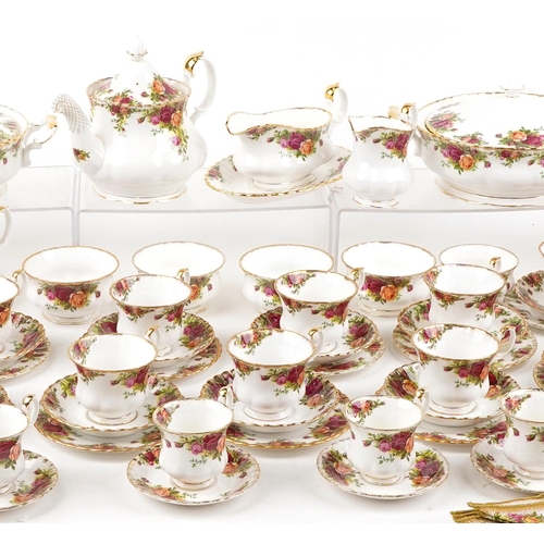 1193 - Royal Albert Old Country Roses dinner and teaware including teapot, lidded tureen, dinner plates and... 